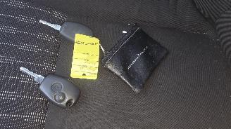 Dacia Logan 1.6 16V Flexifuel Combi/o   1.598cc 77kW picture 21