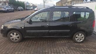 Dacia Logan 1.6 16V Flexifuel Combi/o   1.598cc 77kW picture 7