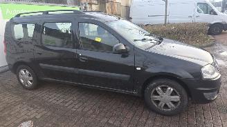 Dacia Logan 1.6 16V Flexifuel Combi/o   1.598cc 77kW picture 10