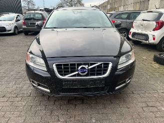 Voiture accidenté Volvo V-70 1.6 T4 16V Combi/o  Benzine 1.596cc 132kW (179pk) FWD 2010-10/2015-12 (BW48) B4164T 2012/7