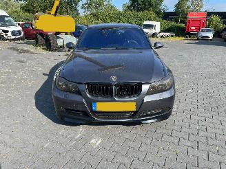 skadebil auto BMW 3-serie 320i 16V Sedan 4Dr Benzine 1.995cc 2006/6
