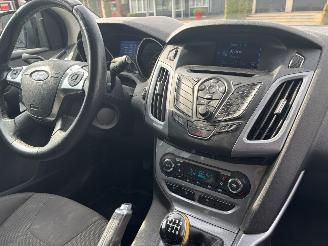 Ford Focus 1.0 Ecoboost Titanium picture 15