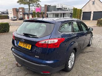 Ford Focus 1.0 EcoBoost WAGON picture 6