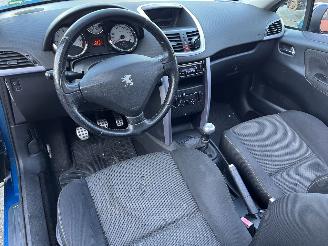 Peugeot 207 1.6 VTi Premiere picture 7