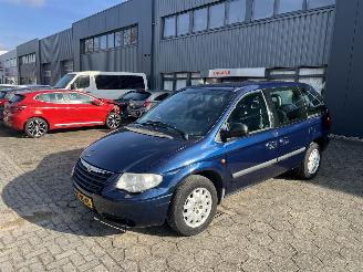 Voiture accidenté Chrysler Voyager 3.3i V6 SE Luxe 7 Persoons 2005/5