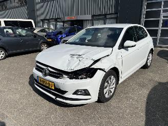 Schadeauto Volkswagen Polo 1.0 MPI Comfortline 2020/1