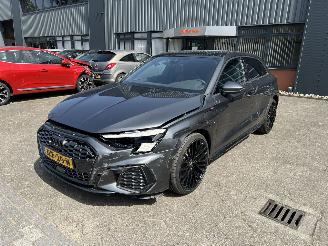 uszkodzony samochody osobowe Audi A3 40 TFSI e Business edition 2021/1