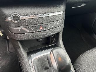 Peugeot 308 1.2E THP BLEU LEASE picture 21