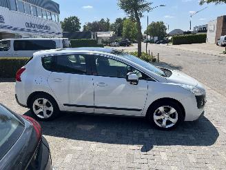 Peugeot 3008 1.6 THP Première picture 4