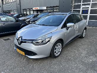 Schadeauto Renault Clio 0.9 TCe  Dynamique 2015/2