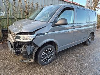 danneggiata veicoli commerciali Volkswagen Transporter 2.0 TDI 150 Bestel  Diesel 1.968cc 110kW 2023/6