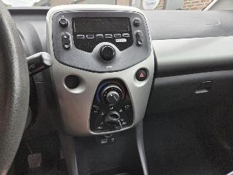 Peugeot 108  picture 8