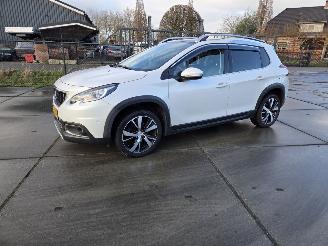  Peugeot 2008 1.2 PureTech Allure 2018/3