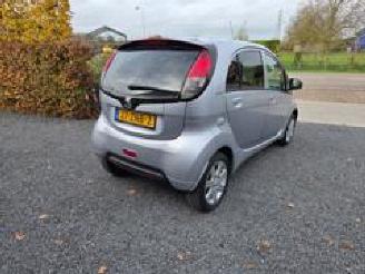 Peugeot iOn  picture 3