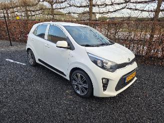 Schadeauto Kia Picanto 1.0 MPI Dynamic Line 2019/8