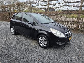 Auto incidentate Opel Corsa 1.2 16 V Edition 2009/4