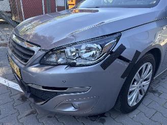 Peugeot 308 1.2 puretech style PANO NAVI picture 3