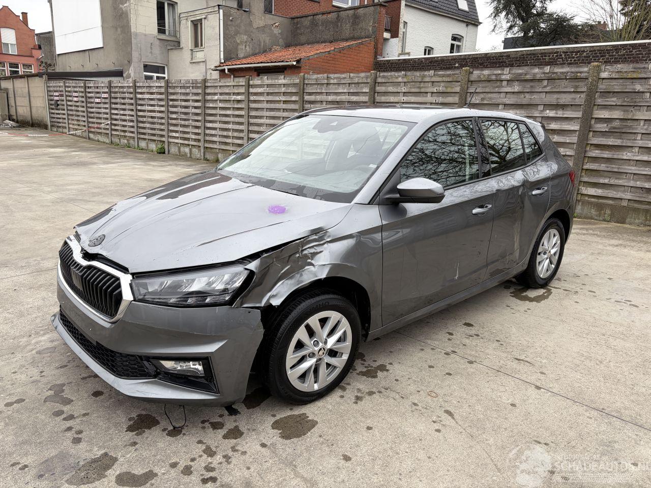 Skoda Fabia 4 1.0 TSI - 12V TURBO