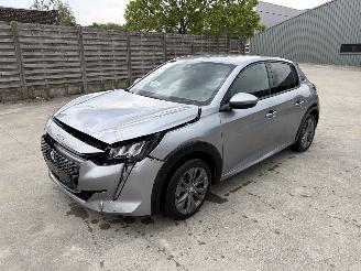 Peugeot e-208 II 136 ALLURE PACKET 50KWH picture 2