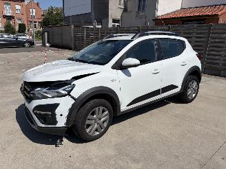 Unfallwagen Dacia Sandero STEPWAY 1.0i - 12V TURBO TCE 90 2020/10