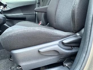 Toyota Verso S 1.3 VVT-i Dynamic | Navi Panoramadak Camera picture 14