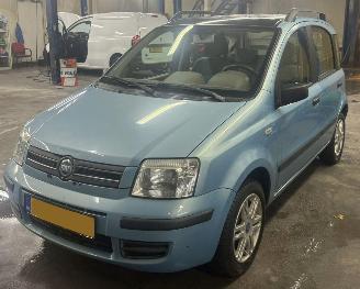 Fiat Panda 1.2 Emotion Automaat Panorama picture 3