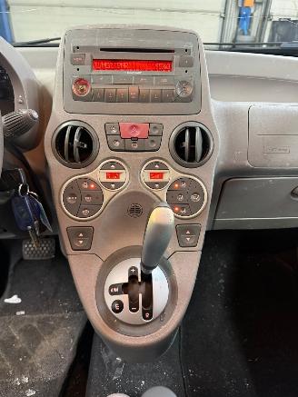 Fiat Panda 1.2 Emotion Automaat Panorama picture 7