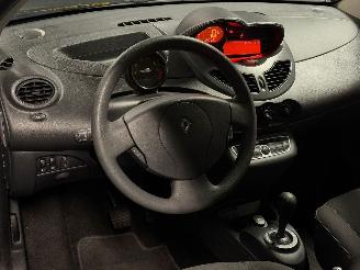 Renault Twingo AUTOMAAT AIRCO NAP KM STAND picture 10