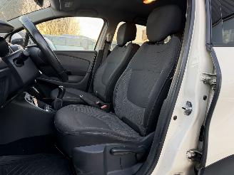 Renault Captur 0.9 TCe Dynamique NAP picture 12