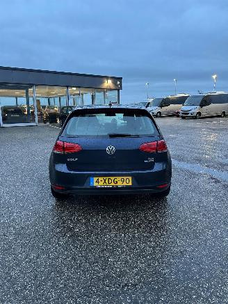 Volkswagen Golf 1.6 TDI Comfortline BlueMotion picture 6