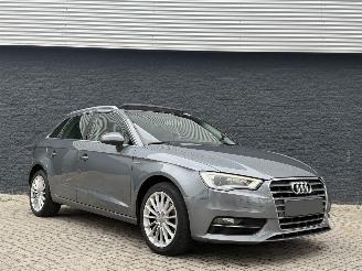 skadebil auto Audi A3 1.4TFSI G-TRON automaat/pano 2014/6