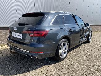 Audi A4 Sport-Line Leer, Navi, Trekhaak, Dynamische verlichting picture 4