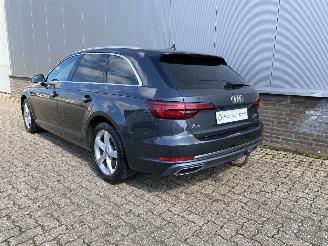 Audi A4 Sport-Line Leer, Navi, Trekhaak, Dynamische verlichting picture 6