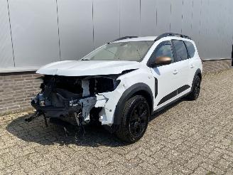 Damaged car Dacia Jogger 1.0 TCe Extreme Camera, Airco, Trekhaak 2023/1