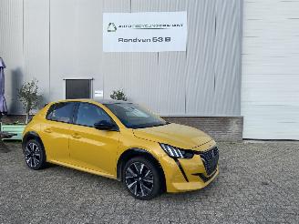 Voiture accidenté Peugeot 208 1.2 PureTech GT- Line Camera Led Apple Car Play 2020/9