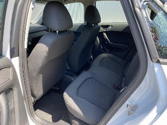 Audi A1 1.0 TFSI Adrenalin Airco, PDC Achter, Stoelverwarming picture 35