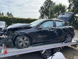 Voiture accidenté BMW 1-serie  2023/5