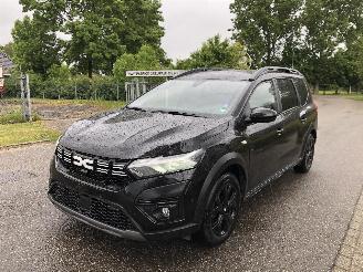 Coche accidentado Dacia Jogger Extreme 1.6 Hybride 7P 2023/8