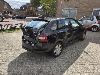 Skoda Rapid 1000 TSI DSG AUTOMAAT  FRISSE MOTOR EN DSG  VOORKOP HEEL picture 5