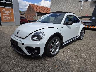 krockskadad bil auto Volkswagen Beetle 2.0 TSI DSG EXCLUSIVE DUNE LICHTE PLAATSCHADE UNIEKE AUTO 107855 KM 2017/1