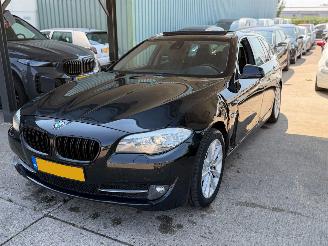 skadebil auto BMW 5-serie 523i High Executive Leder Xenon Pano 2011/8