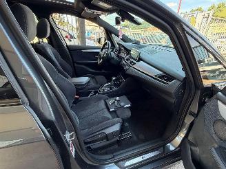 BMW 2-serie 220i M PERFORMANCE PANO XENON 7 PERSOONS picture 13