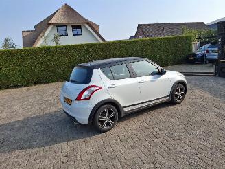 uszkodzony samochody osobowe Suzuki Swift 1.2i  5drs  airco 2013/4