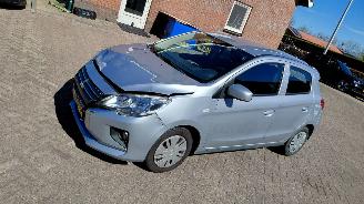 Unfallwagen Mitsubishi Space-star 1.2i  52kw   navi airco 2023/1