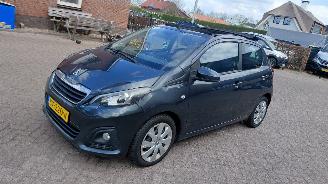 Unfallwagen Peugeot 108 1.0 vti  72pk   cabrio top 2018/6