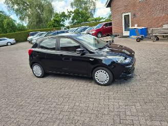 Ford Ka+ 1.2  86pk  airco   5drs picture 3