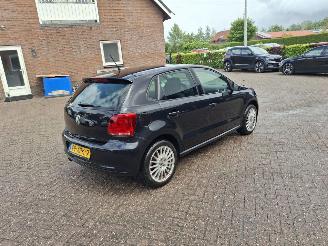 Vaurioauto  passenger cars Volkswagen Polo 1.2 tsi  66kw 5drs airco 2012/8