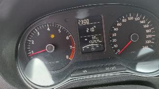 krockskadad bil auto Volkswagen Polo 1.2i 69pk   5drs airco 2010/1