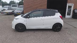 Avarii autoturisme Citroën C1 1.0 vti shine  clima navi lmv 2021/3