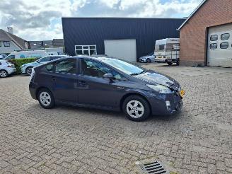 Schadeauto Toyota Prius 1.8 hybrid 73kw 2011/3
